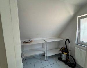 Lakás 4 szobák kiadó on Cluj-napoca, Zóna Andrei Muresanu