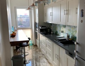 Appartement 3 chambres à louer dans Cluj-napoca, zone Manastur