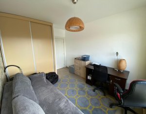 Appartement 3 chambres à louer dans Cluj-napoca, zone Manastur