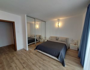 Appartement 5 chambres à vendre dans Cluj-napoca, zone Buna Ziua