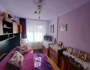 Lakás 3 szobák eladó on Cluj-napoca, Zóna Manastur