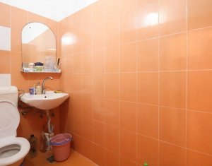 Spatiu birou Centru,  2 incaperi si baie