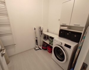 Lakás 3 szobák eladó on Floresti