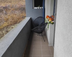 Lakás 3 szobák eladó on Floresti