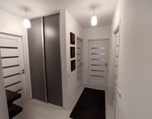 Lakás 3 szobák eladó on Floresti