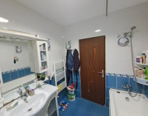 Lakás 2 szobák eladó on Floresti