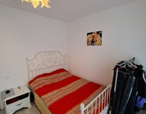 Oportunitate!!! Apartament cu 3 camere, parcare si terasa proprie, Floresti