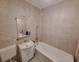 Oportunitate!!! Apartament cu 3 camere, parcare si terasa proprie, Floresti