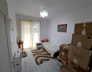 Oportunitate!!! Apartament cu 3 camere, parcare si terasa proprie, Floresti