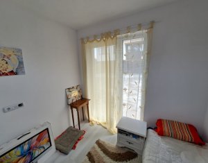 Oportunitate!!! Apartament cu 3 camere, parcare si terasa proprie, Floresti
