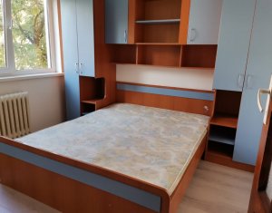 Apartament 3 camere, Manastur, zona strazii Garbau