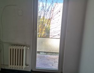 Apartament 3 camere, Manastur, zona strazii Garbau