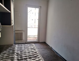 Apartament 3 camere, Manastur, zona strazii Garbau