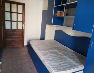 Apartament 3 camere, Manastur, zona strazii Garbau