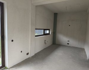 Maison 4 chambres à vendre dans Cluj-napoca, zone Iris