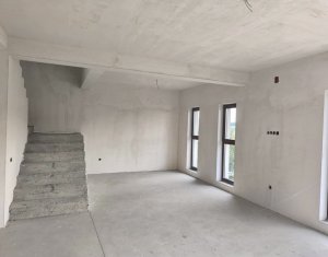 Maison 4 chambres à vendre dans Cluj-napoca, zone Iris