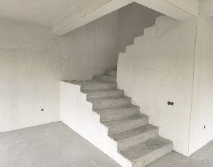 Maison 4 chambres à vendre dans Cluj-napoca, zone Iris
