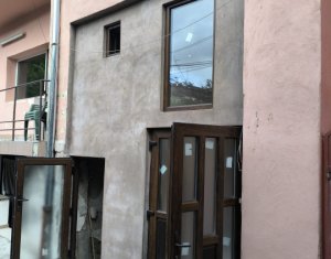 Casa, curte comuna, cu 3 apartamente separate, zona Garii, Cluj-Napoca