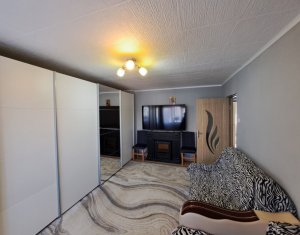 Lakás 3 szobák eladó on Floresti