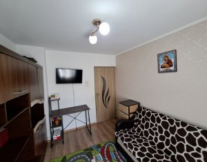 Lakás 3 szobák eladó on Floresti