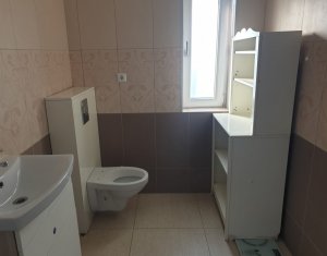 Ház 5 szobák kiadó on Cluj-napoca, Zóna Dambul Rotund