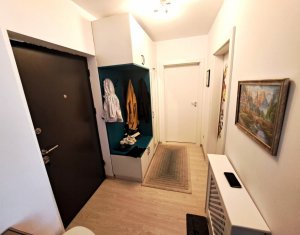 Lakás 3 szobák eladó on Floresti