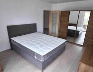 Lakás 3 szobák kiadó on Floresti