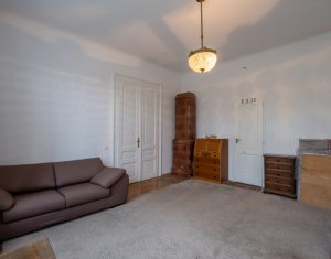 Casă de vânzare în Andrei Mureșanu – zona exclusivista!