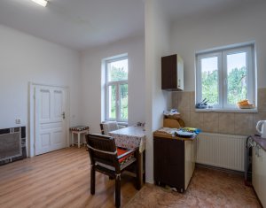 Casă de vânzare în Andrei Mureșanu – zona exclusivista!