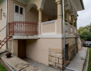 Casă de vânzare în Andrei Mureșanu – zona exclusivista!