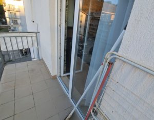 Apartment 2 rooms for sale in Floresti