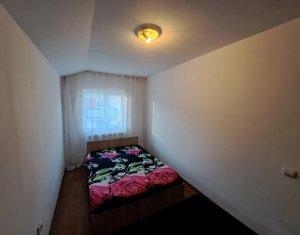 Apartment 2 rooms for sale in Floresti