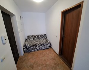 Apartment 2 rooms for sale in Floresti