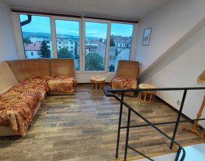 Appartement 5 chambres à louer dans Cluj-napoca, zone Centru