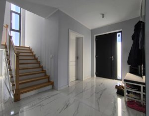 Vila panoramica, deosebita, cartier Voronet, 222 mp utili, 512 m.p. teren