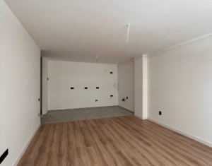 Apartment 2 rooms for sale in Floresti