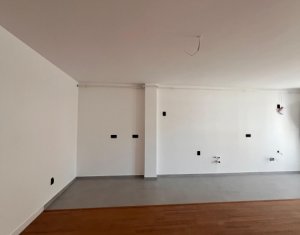 Lakás 2 szobák eladó on Floresti