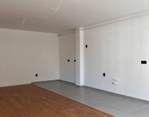 Lakás 2 szobák eladó on Floresti