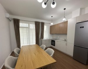 , 50m2 dans Floresti