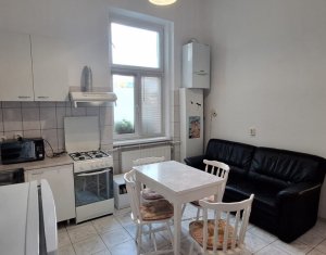 Appartement 3 chambres à louer dans Cluj-napoca, zone Centru