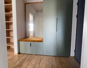 Apartment 2 rooms for sale in Floresti