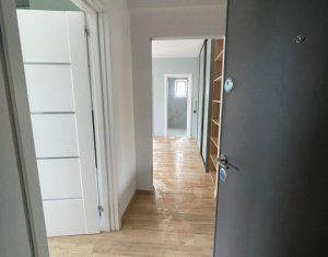 Apartment 2 rooms for sale in Floresti