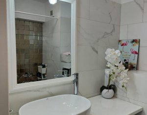 Appartement 3 chambres à louer dans Cluj-napoca, zone Marasti