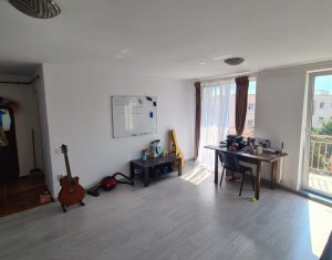 Appartement 3 chambres à vendre dans Cluj-napoca, zone Marasti