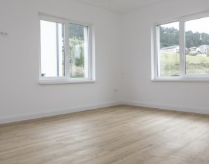 Ház 4 szobák eladó on Floresti