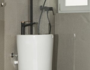 Ház 4 szobák eladó on Floresti