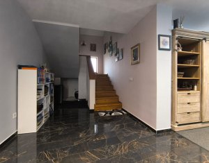 Casa individuala, 4 camere, 300 mp utili, 700mp teren, Borhanci