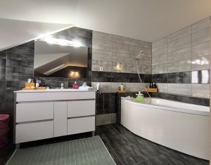 Casa individuala, 4 camere, 300 mp utili, 700mp teren, Borhanci