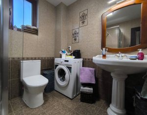 Casa individuala, 4 camere, 300 mp utili, 700mp teren, Borhanci