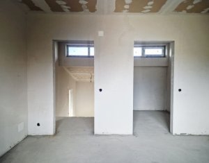 Duplex de vânzare în Dezmir